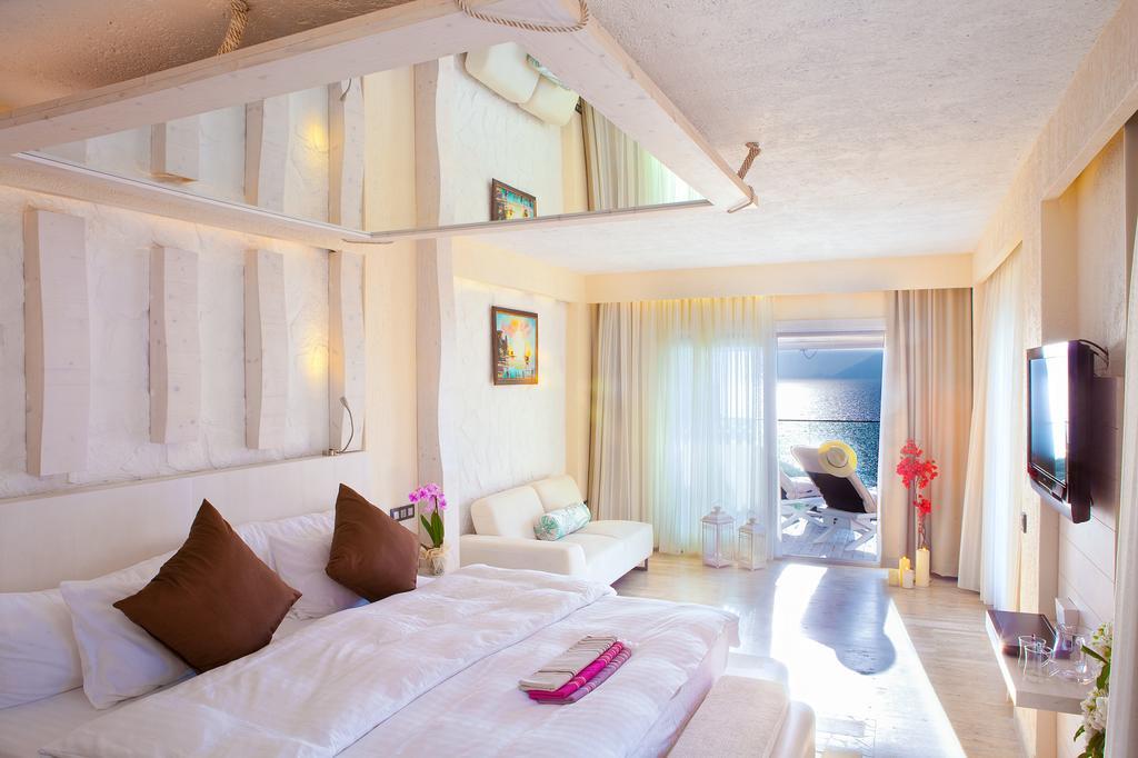 Peninsula Gardens Hotel - Adults Only Kaş Habitación foto